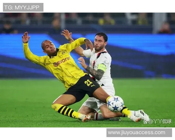 中超精彩对决多特蒙德6比2大胜AC米兰帽子戏法点燃全场激情