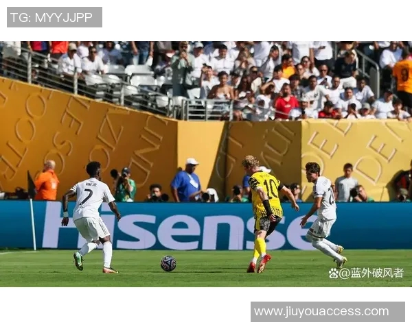 西甲精彩对决皇马大胜波尔图神奇扑救点燃全场热情